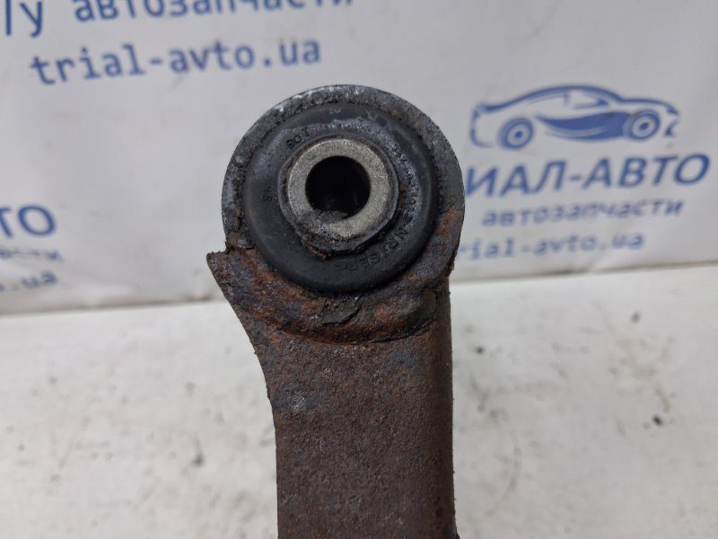 Рычаг левый Skoda Fabia 2007-2014 6R0407151 (Арт. 78290) Рычаг левый Skoda Fabia 2007-2014 6R0407151 (Арт. 78290)