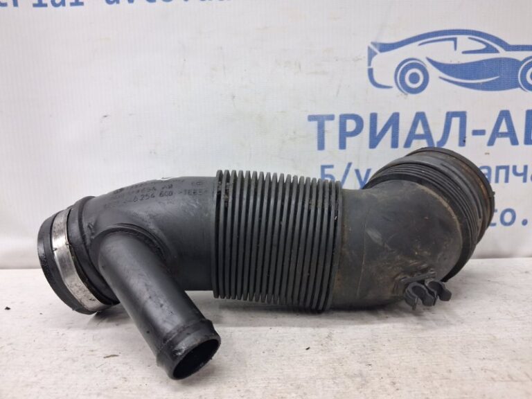 Патрубок воздушного фильтра Skoda Fabia 2007-2014  (Арт. 78380)