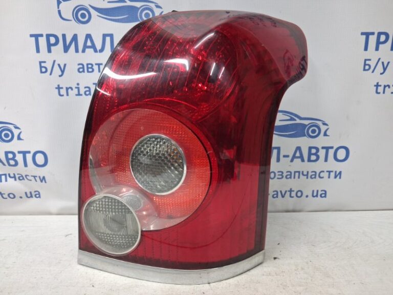 Фонарь задний внешний правый Toyota Avensis 2002-2010  (Арт. 78393)