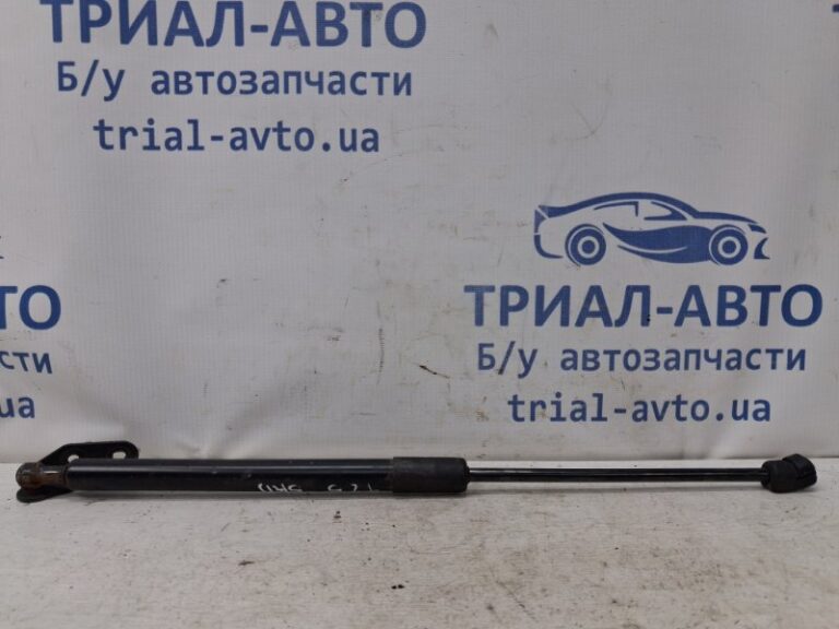 Амортизатор крышки багажника Toyota Avensis 2002-2010  (Арт. 78405)