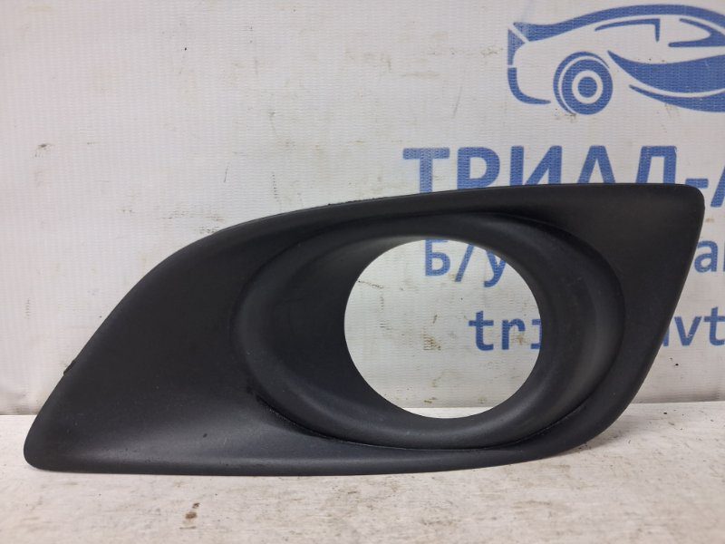 Решетка противотуманки левая Toyota Avensis 2002-2010 (Арт. 78413) Решетка противотуманки левая Toyota Avensis 2002-2010 (Арт. 78413)