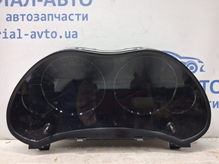 Приборная панель Toyota Avensis 2002-2010  (Арт. 78423)