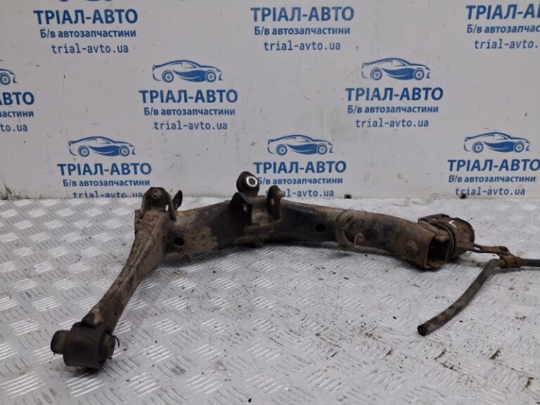 Рычаг задней подвески продольный левый Toyota Avensis 2002-2010 4872005011 (Арт. 78501)