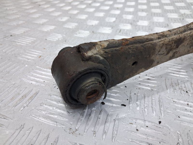 Рычаг задней подвески продольный левый Toyota Avensis 2002-2010 4872005011 (Арт. 78501) Рычаг задней подвески продольный левый Toyota Avensis 2002-2010 4872005011 (Арт. 78501)