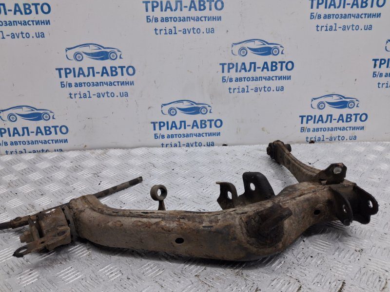 Рычаг задней подвески продольный левый Toyota Avensis 2002-2010 4872005011 (Арт. 78501) Рычаг задней подвески продольный левый Toyota Avensis 2002-2010 4872005011 (Арт. 78501)