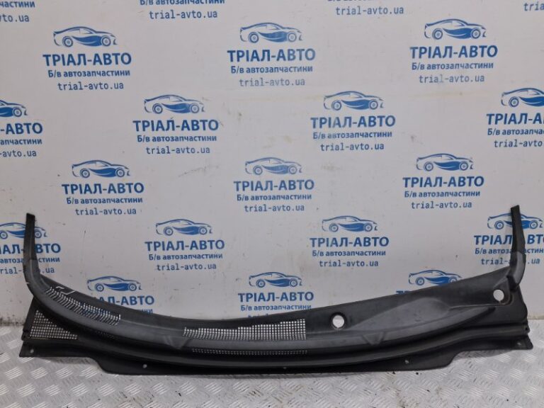 Дефлектор дворников Kia Ceed 2006-2012 863611H000 (Арт. 78511)
