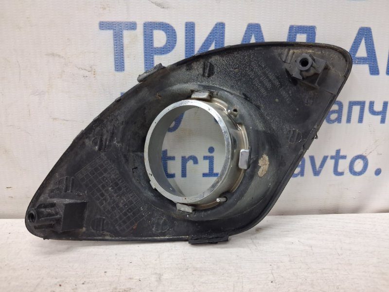 Решетка противотуманки правая Kia Ceed 2006-2012 865641H020 (Арт. 78897) Решетка противотуманки правая Kia Ceed 2006-2012 865641H020 (Арт. 78897)