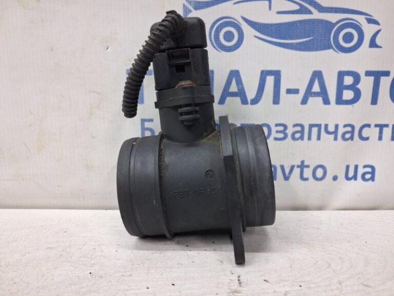 Датчик расхода воздуха Skoda Fabia 2007-2014 038906461B (Арт. 79024)