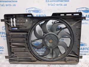 Диффузор с вентилятором радиатора Ford Kuga 2011-2019 2084887 (Арт. 79133)