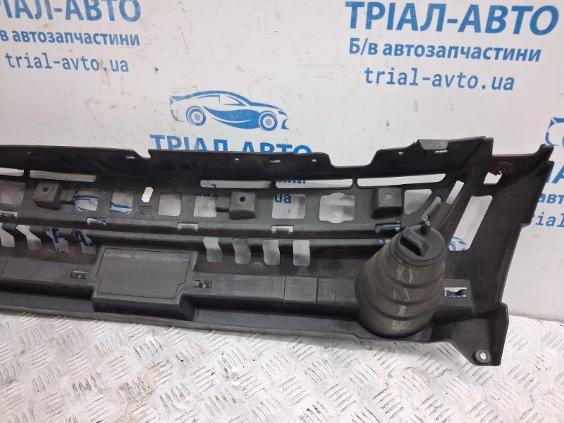 Решетка бампера центральная Ford Kuga 2011-2019 1870314 (Арт. 79157) Решетка бампера центральная Ford Kuga 2011-2019 1870314 (Арт. 79157)