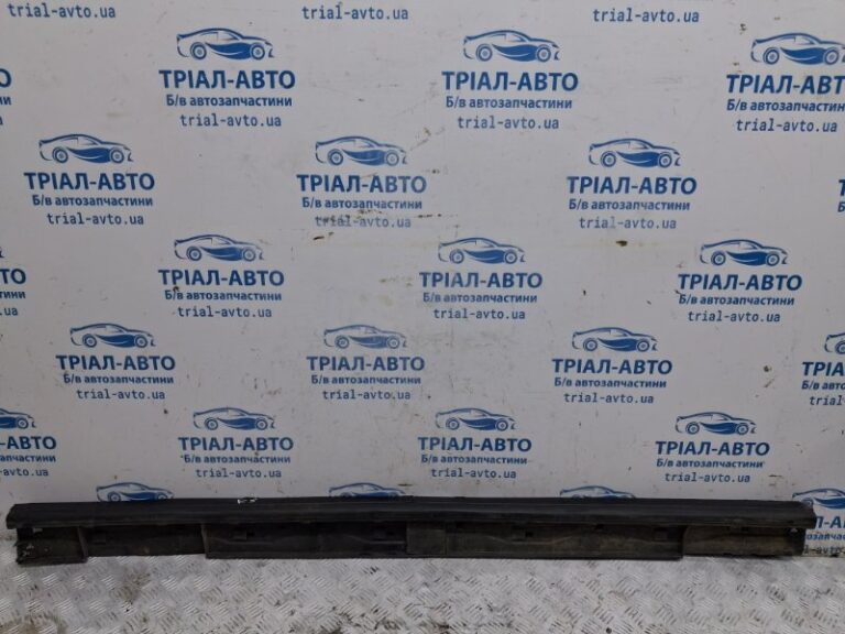 Накладка порога внешняя правая Mazda CX 5 2011-2017 KD5351PK1 (Арт. 79191)