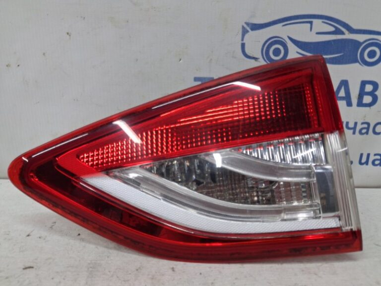 Фонарь задний внутренний правый Ford Kuga 2011-2019 1938131 (Арт. 79248)