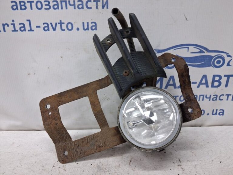 Фара противотуманная левая Mitsubishi Pajero Sport 1996-20008 MR496369 (Арт. 79256)