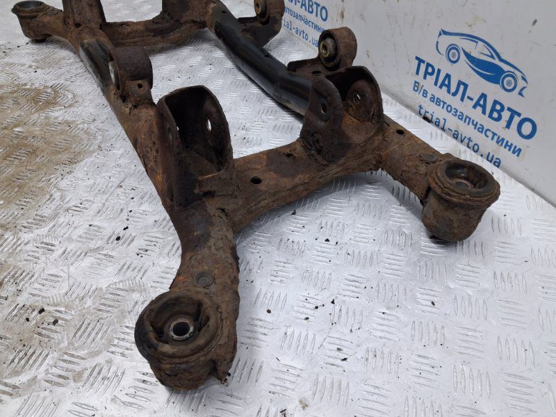 Балка задней подвески Hyundai Tucson 2004-2009 62605-2E601 (Арт. 79361) Балка задней подвески Hyundai Tucson 2004-2009 62605-2E601 (Арт. 79361)