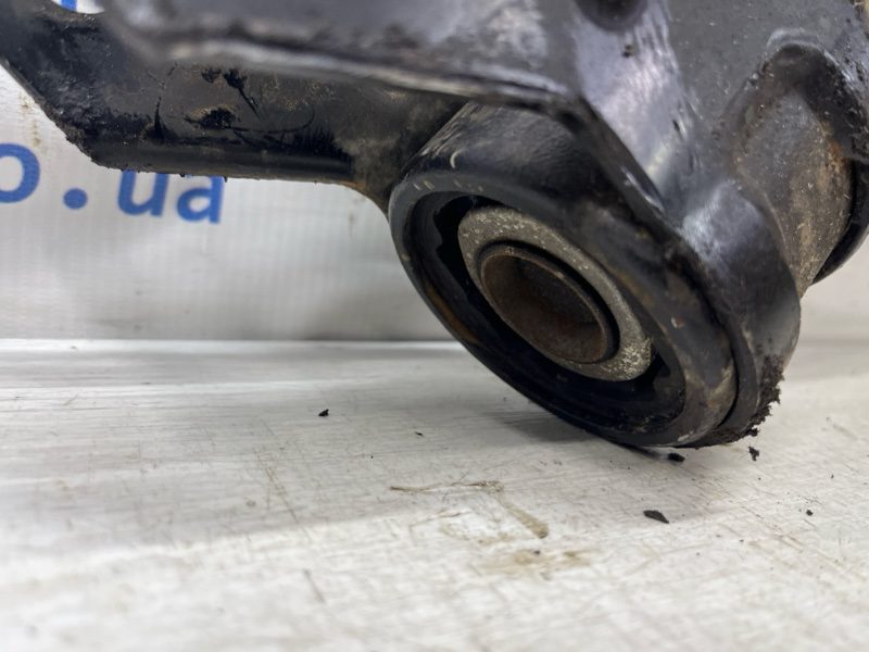 Рычаг передний нижний правый Ford Kuga 2011-2019 CV613A423AAC (Арт. 79364) Рычаг передний нижний правый Ford Kuga 2011-2019 CV613A423AAC (Арт. 79364)