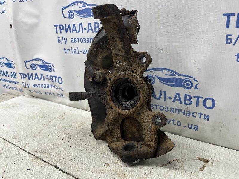 Кулак поворотный правый без ступицы Mitsubishi Pajero Sport 1996-20008 MR113895 (Арт. 79371) Кулак поворотный правый без ступицы Mitsubishi Pajero Sport 1996-20008 MR113895 (Арт. 79371)