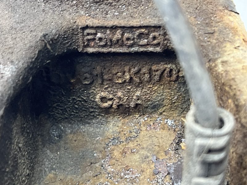 Кулак поворотный правый со ступицей Ford Kuga 2011-2019 1781982 (Арт. 79442) Кулак поворотный правый со ступицей Ford Kuga 2011-2019 1781982 (Арт. 79442)