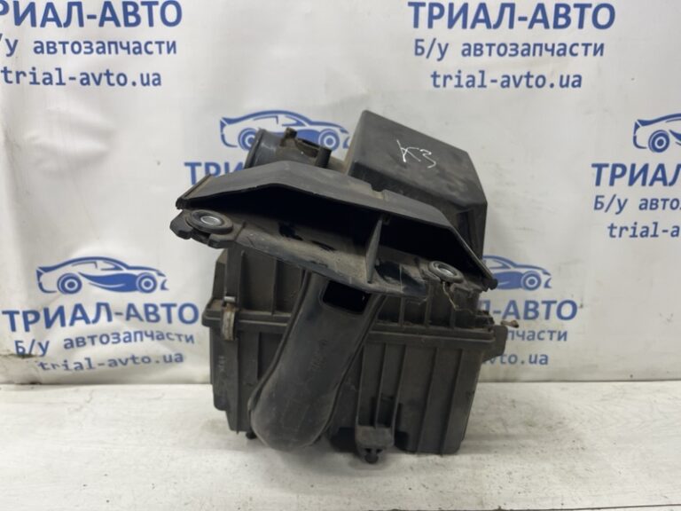 Корпус воздушного фильтра Mazda CX 7 2006-2012 R2AX13320A (Арт. 79560)