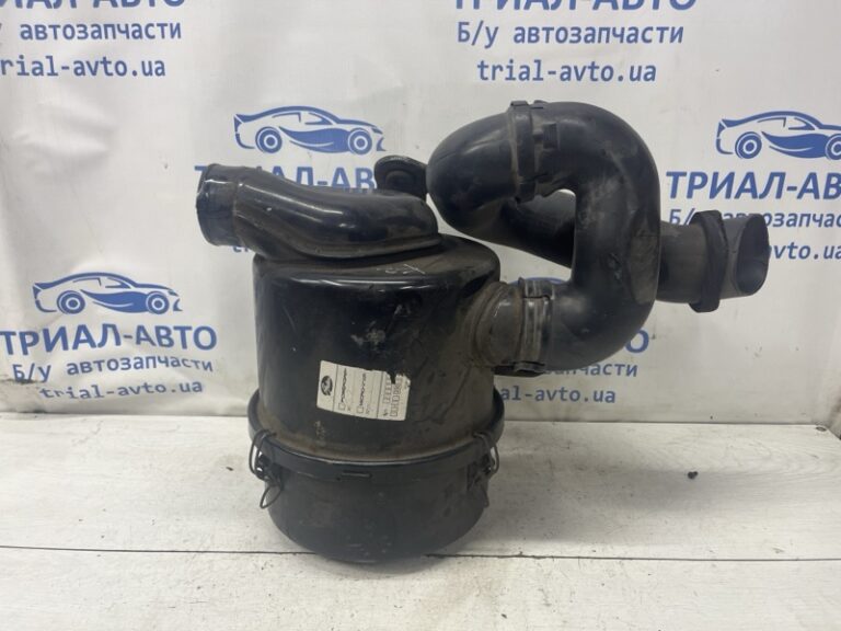 Корпус воздушного фильтра Mitsubishi Pajero Sport 1996-20008 MR386400 (Арт. 79564)