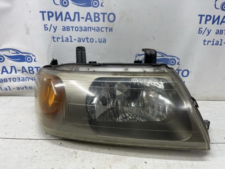 Фара правая Mitsubishi Pajero Sport 1996-20008  (Арт. 79575)