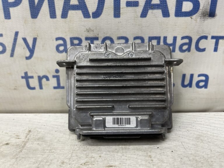 Блок розжига ксеноновой фары Ford Kuga 2011-2019  (Арт. 79597)