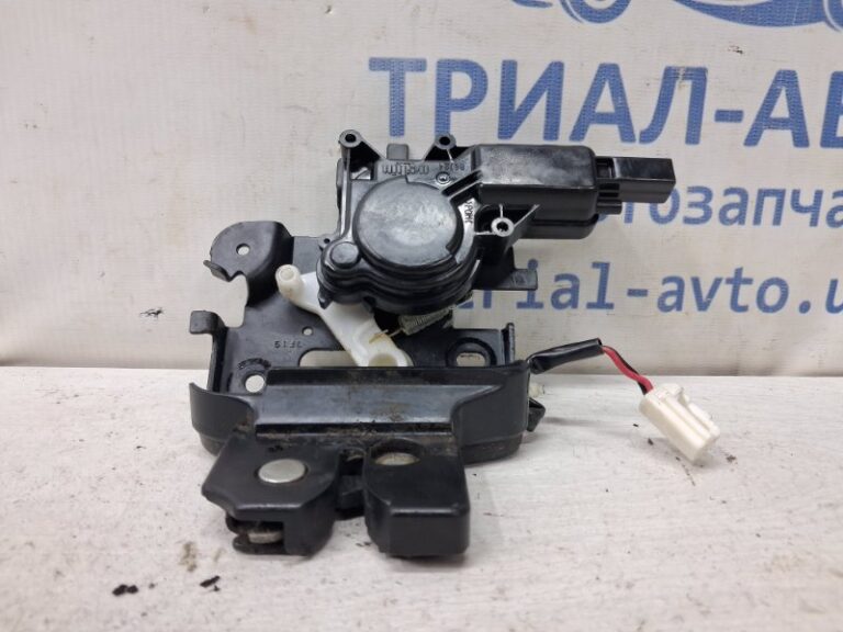 Замок крышки багажника Mazda 3 2003-2009  (Арт. 79694)