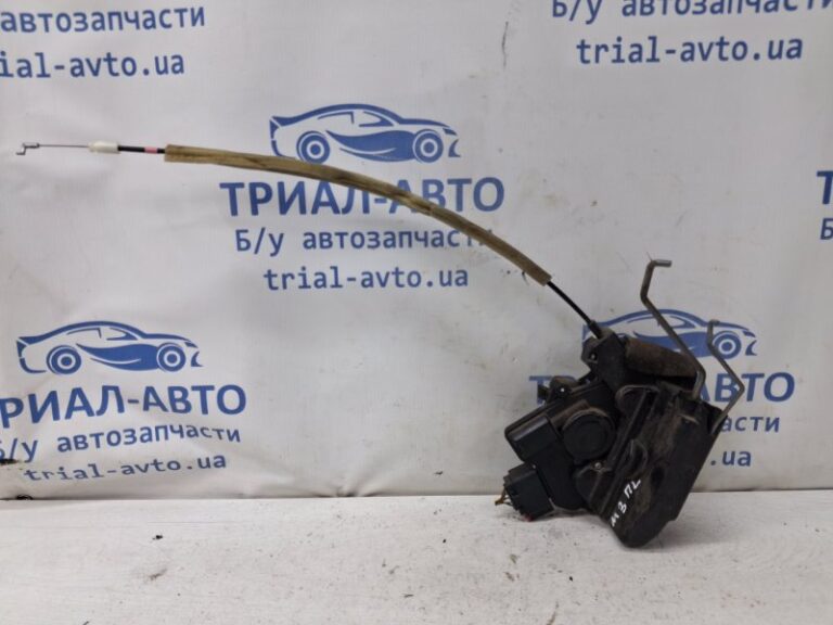 Замок двери передний левый Mazda 3 2003-2009  (Арт. 79706)