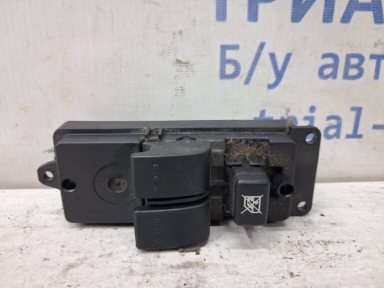 Блок управления стеклоподъемниками Mazda 3 2003-2009  (Арт. 79716)