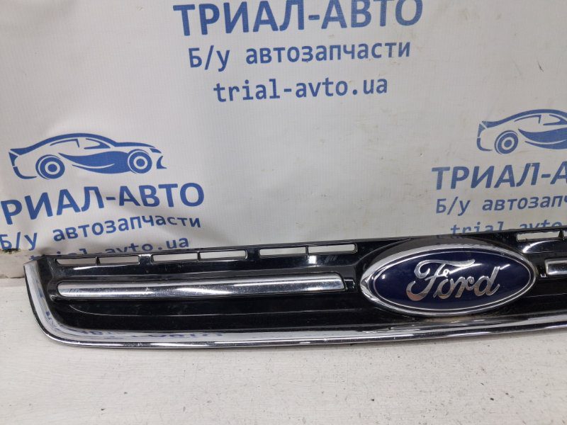 Решетка радиатора Ford Kuga 2011-2019 1893744 (Арт. 79865) Решетка радиатора Ford Kuga 2011-2019 1893744 (Арт. 79865)