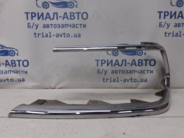 Накладка Mitsubishi Pajero Sport 1996-2008 MR563372 (Арт. 79910)