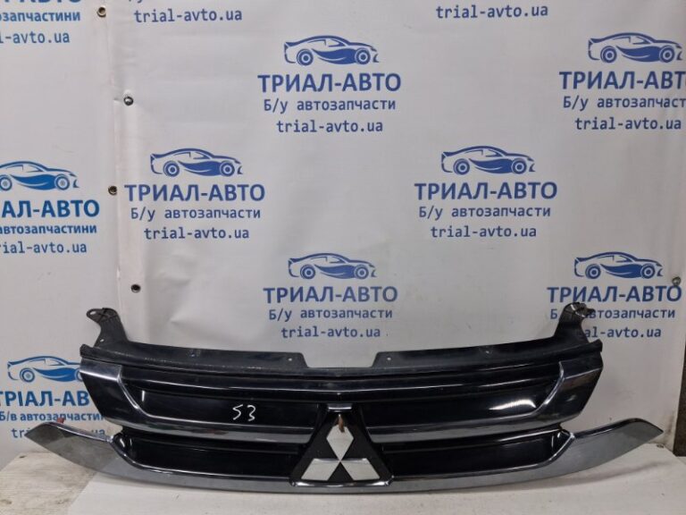 Решетка радиатора Mitsubishi Outlander 2012-2021 7450A638 (Арт. 79919)