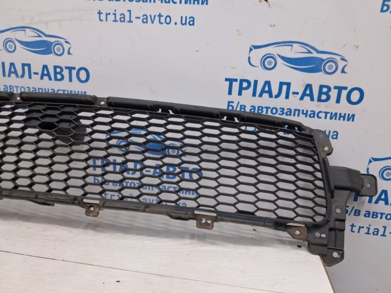 Решетка бампера центральная Mitsubishi Outlander 2007-2012 6402A199 (Арт. 79928) Решетка бампера центральная Mitsubishi Outlander 2007-2012 6402A199 (Арт. 79928)