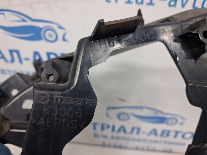 Решетка переднего бампера правая Mazda CX 7 2006-2012 (Арт. 79935) Решетка переднего бампера правая Mazda CX 7 2006-2012 (Арт. 79935)