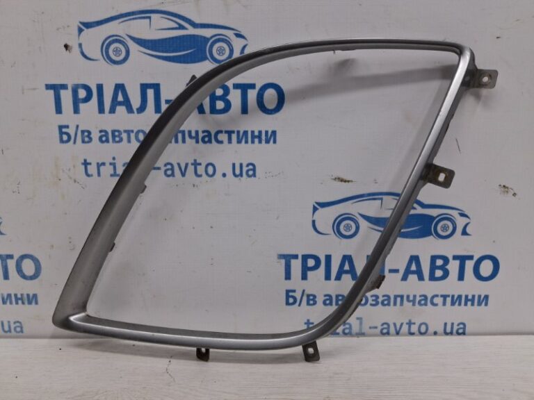 Решетка переднего бампера правая Mazda CX 7 2006-2012  (Арт. 79937)
