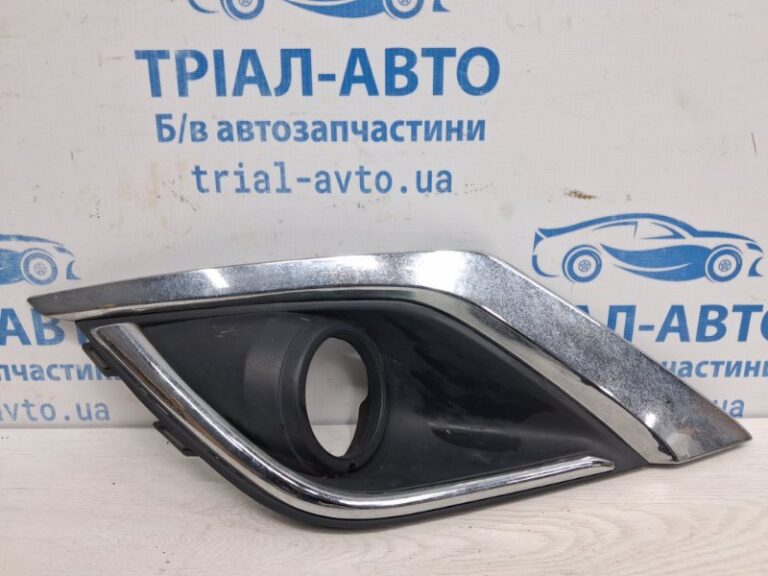 Решетка переднего бампера левая Mitsubishi Outlander 2012-2021 6400G977 (Арт. 79943)