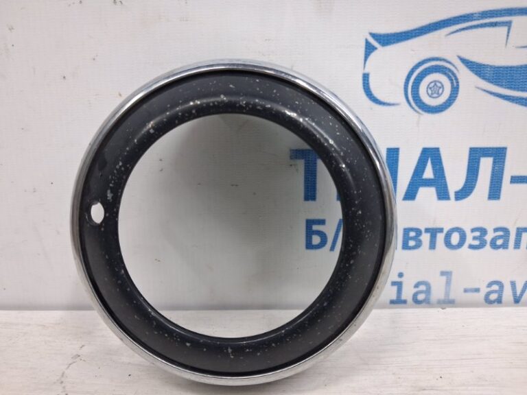Решетка переднего бампера правая Mitsubishi Outlander 2007-2012 8321A290 (Арт. 79946)