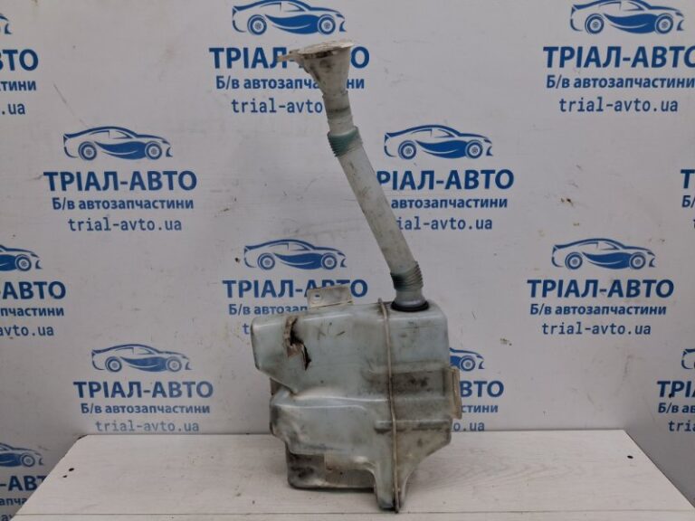 Бачок омывателя Mitsubishi Outlander 2007-2012 8260A241 (Арт. 80010)