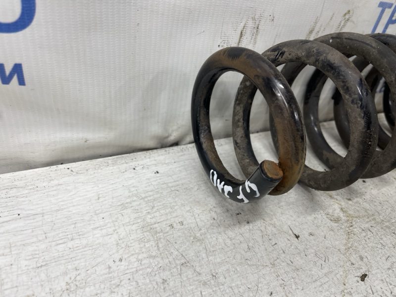 Пружина задняя Mitsubishi Outlander 2012-2021 4140A504 (Арт. 80061) Пружина задняя Mitsubishi Outlander 2012-2021 4140A504 (Арт. 80061)