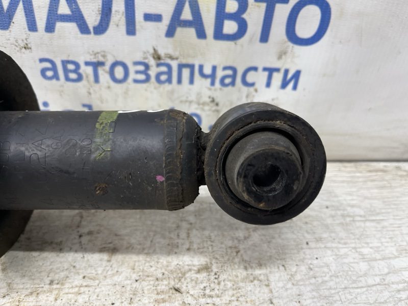 Амортизатор задний Mitsubishi Outlander 2012-2021 4162A411 (Арт. 80072) Амортизатор задний Mitsubishi Outlander 2012-2021 4162A411 (Арт. 80072)