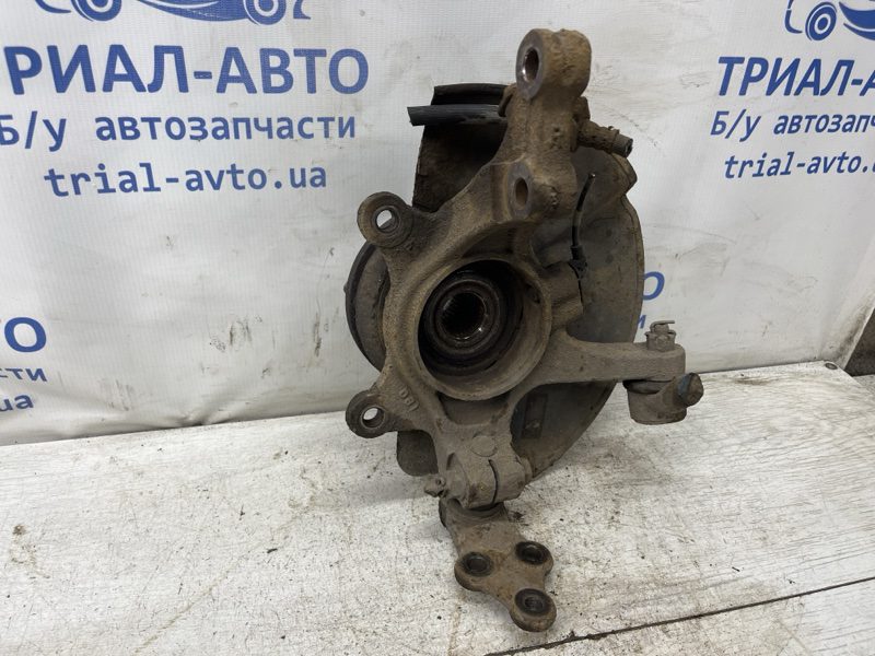 Кулак поворотный правый со ступицей Kia Sportage 2010-2016 517163U000 (Арт. 80074) Кулак поворотный правый со ступицей Kia Sportage 2010-2016 517163U000 (Арт. 80074)