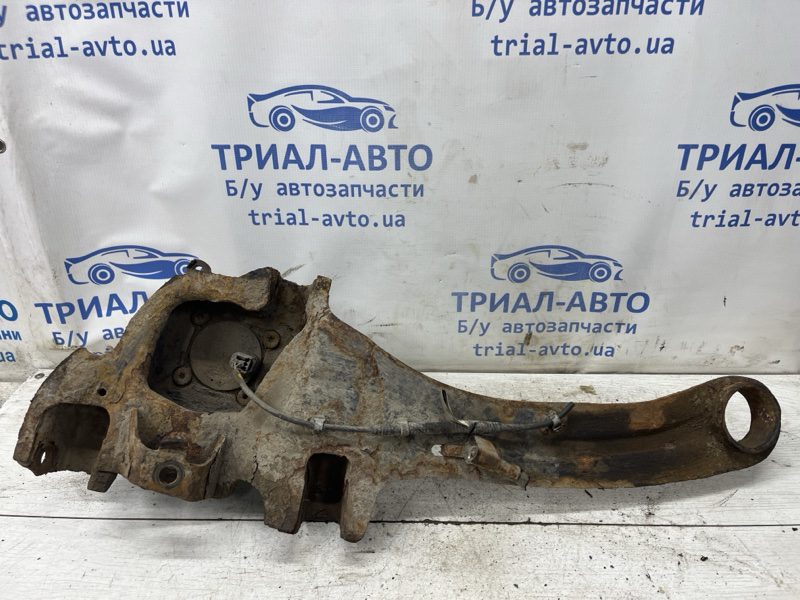 Рычаг задней подвески продольный левый Mazda 3 2003-2009 BP4K-28-250J (Арт. 80201) Рычаг задней подвески продольный левый Mazda 3 2003-2009 BP4K-28-250J (Арт. 80201)