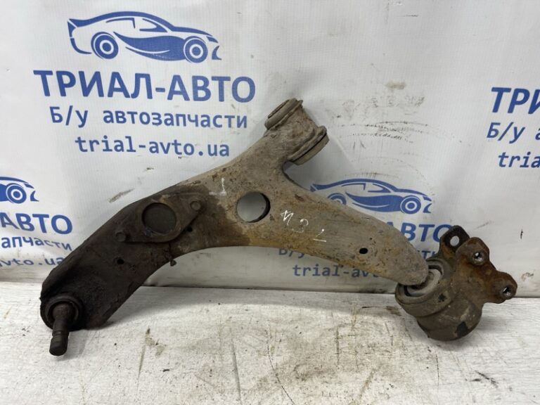 Рычаг передний нижний левый Mazda 3 2003-2009 B32H-34-350D (Арт. 80211)