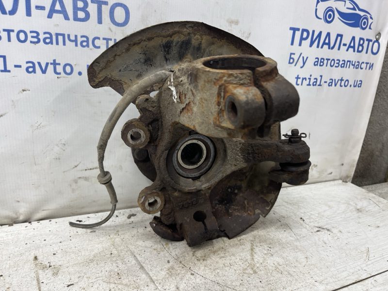 Кулак поворотный правый со ступицей Mazda 3 2003-2009 BR5S-33-021 (Арт. 80214) Кулак поворотный правый со ступицей Mazda 3 2003-2009 BR5S-33-021 (Арт. 80214)