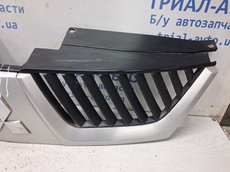 Решетка радиатора Mitsubishi Outlander 2007-2012 7450A035HA (Арт. 80405) Решетка радиатора Mitsubishi Outlander 2007-2012 7450A035HA (Арт. 80405)