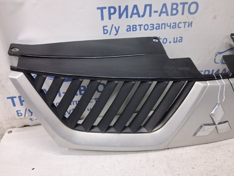 Решетка радиатора Mitsubishi Outlander 2007-2012 7450A035HA (Арт. 80405) Решетка радиатора Mitsubishi Outlander 2007-2012 7450A035HA (Арт. 80405)