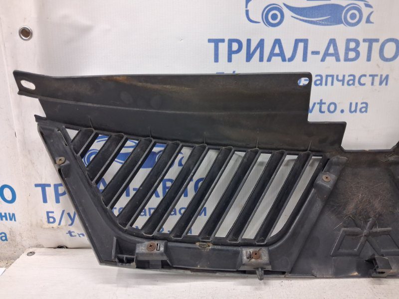 Решетка радиатора Mitsubishi Outlander 2007-2012 7450A035HA (Арт. 80405) Решетка радиатора Mitsubishi Outlander 2007-2012 7450A035HA (Арт. 80405)