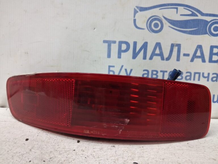 Катафот левый Mitsubishi Outlander 2007-2012 8352A005 (Арт. 80406)
