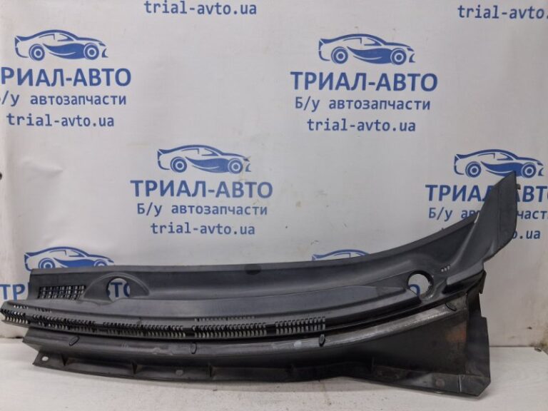 Дефлектор дворников Mitsubishi Outlander 2007-2012 7405A113 (Арт. 80418)