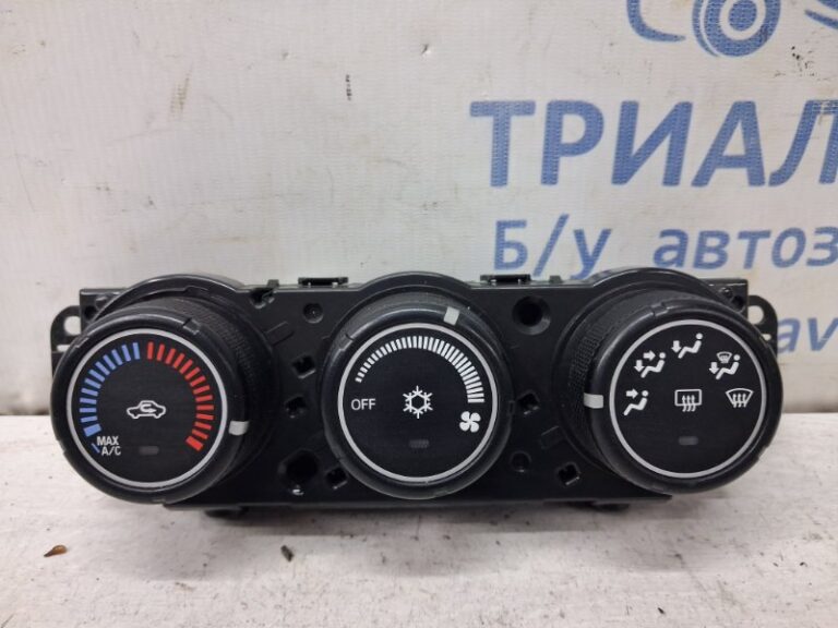 Блок управления кондиционером Mitsubishi Outlander 2007-2012 7820A073XA (Арт. 80425)