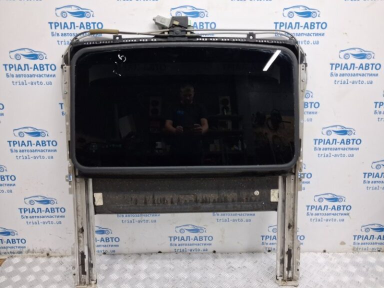 Люк в сборе Toyota Prado 2003-2009 6320335040 (Арт. 80558)